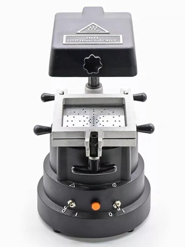 Formatrice sottovuoto dentale